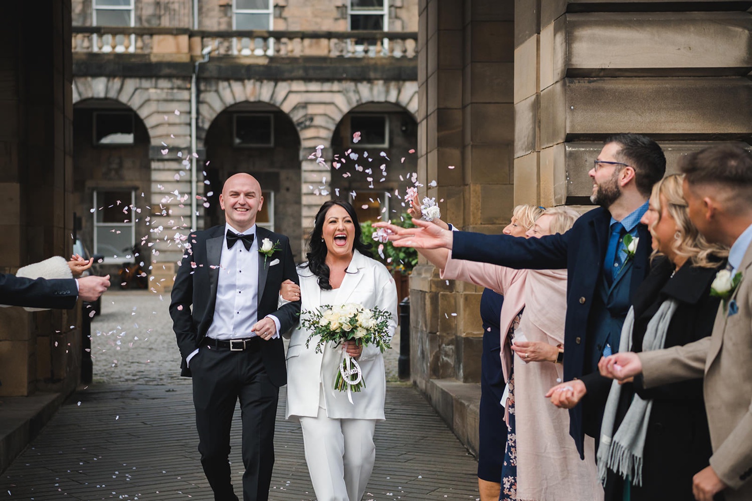 Micro wedding the city chambers edinburgh 