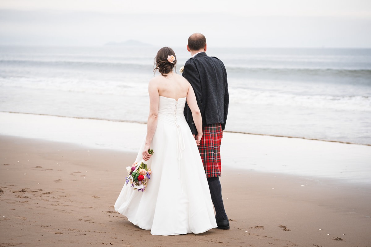 bride and groom portobello beach edinburgh